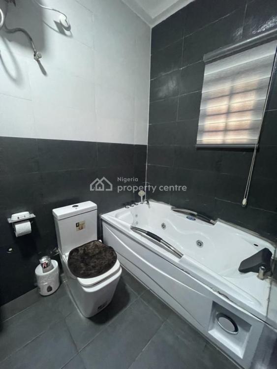 Luxury 4 Bedroom Apartment, Gra Phase 2, Magodo, Lagos, Flat / Apartment Short Let