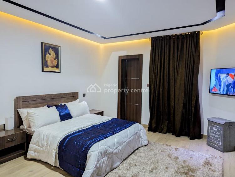 Luxury 3 Bedrooms Waterfront Apartment, Lekki Phase 1, Lekki, Lagos, Flat / Apartment Short Let