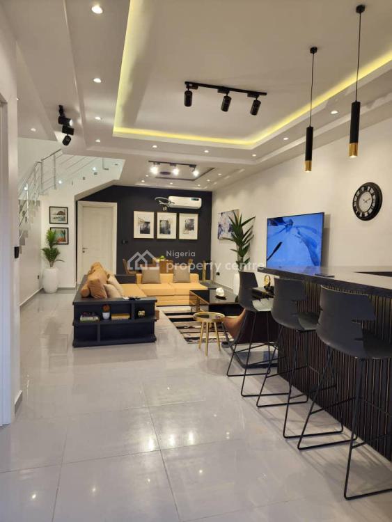 Luxury 4 Bedroom Waterfront Apartment, Lekki Phase 1, Lekki, Lagos, Flat / Apartment Short Let