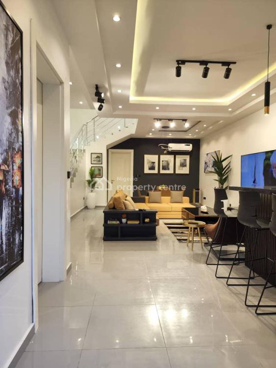 Luxury 4 Bedroom Waterfront Apartment, Lekki Phase 1, Lekki, Lagos, Flat / Apartment Short Let