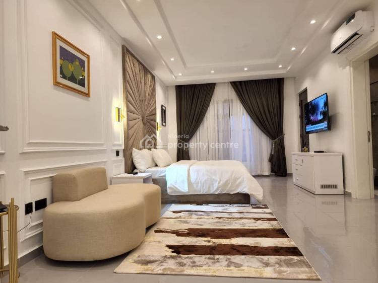 Luxury 4 Bedroom Waterfront Apartment, Lekki Phase 1, Lekki, Lagos, Flat / Apartment Short Let