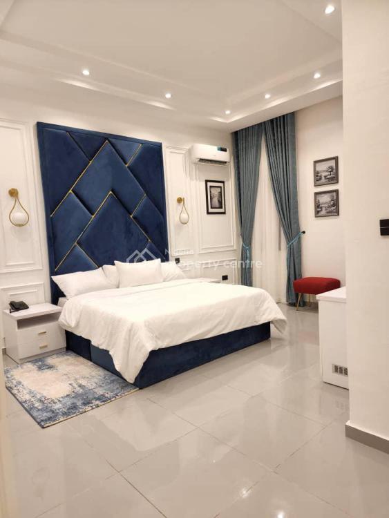 Luxury 4 Bedroom Waterfront Apartment, Lekki Phase 1, Lekki, Lagos, Flat / Apartment Short Let