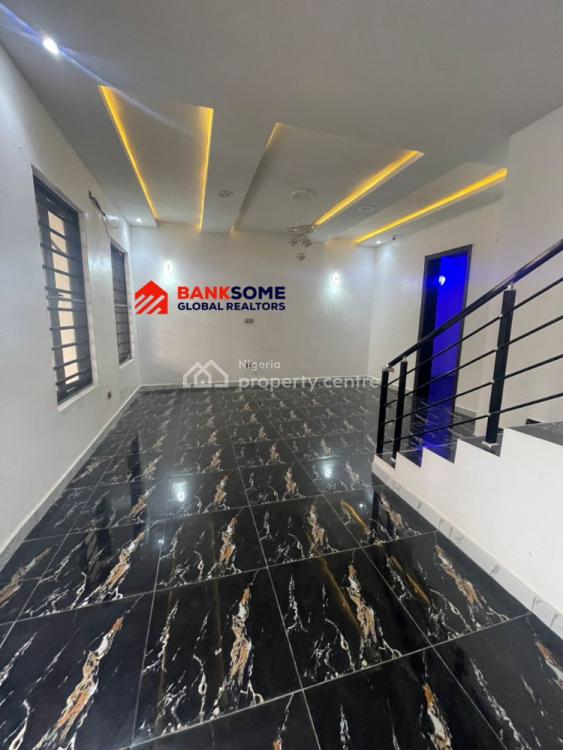 For Rent 4 Bedrooms Terraced Duplex, Salem, Ikate, Lekki, Lagos 4 Beds, 4 Baths (Ref 1866676)