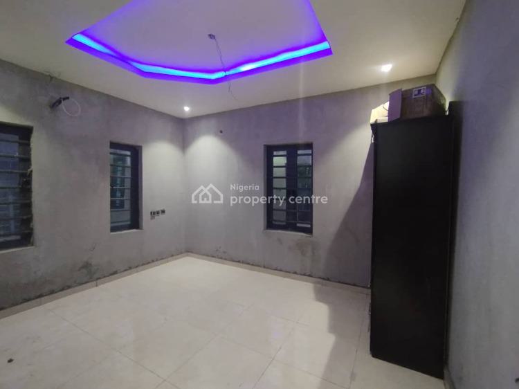 2 Bedroom Flat, Elepe Royal Estate, Ikorodu, Lagos, Flat / Apartment for Rent