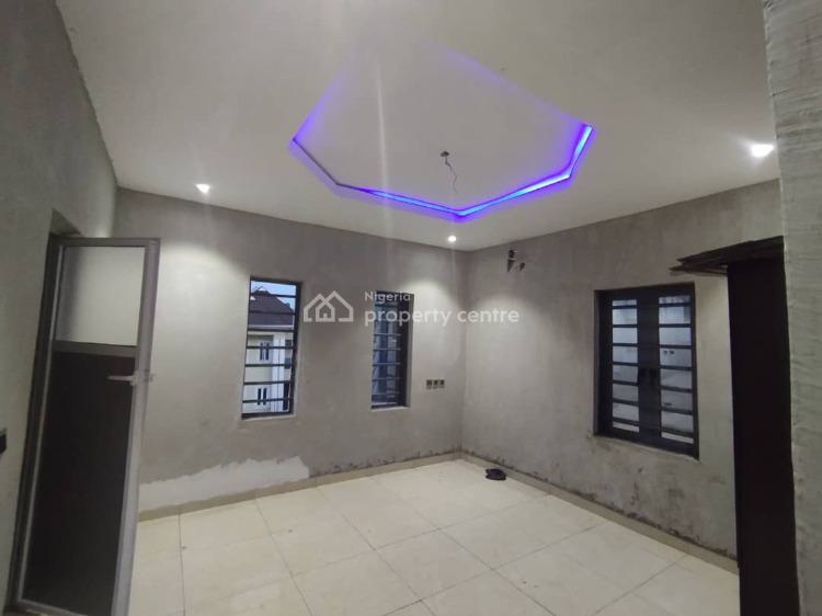2 Bedroom Flat, Elepe Royal Estate, Ikorodu, Lagos, Flat / Apartment for Rent