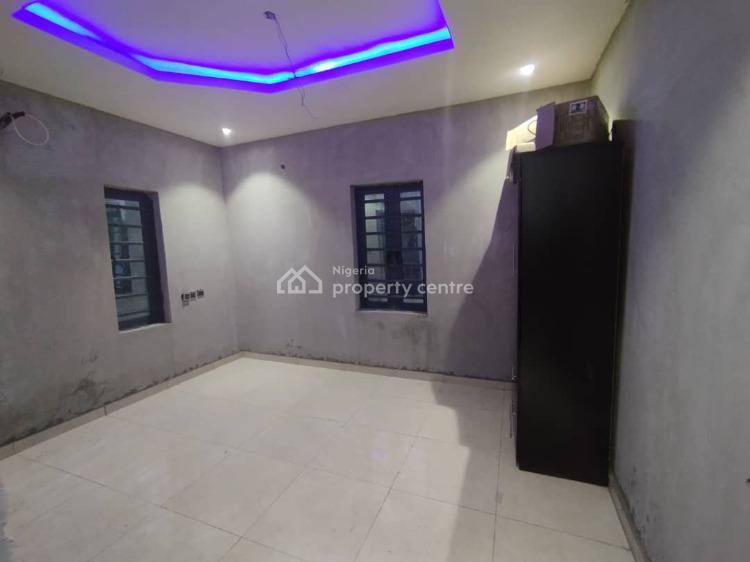 2 Bedroom Flat, Elepe Royal Estate, Ikorodu, Lagos, Flat / Apartment for Rent