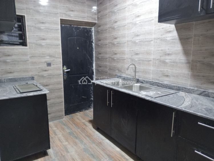 2 Bedroom Flat, Elepe Royal Estate, Ikorodu, Lagos, Flat / Apartment for Rent