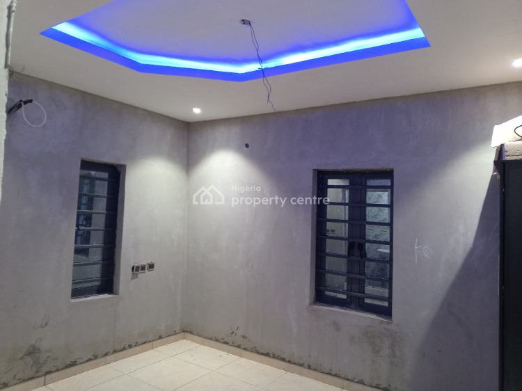 2 Bedroom Flat, Elepe Royal Estate, Ikorodu, Lagos, Flat / Apartment for Rent