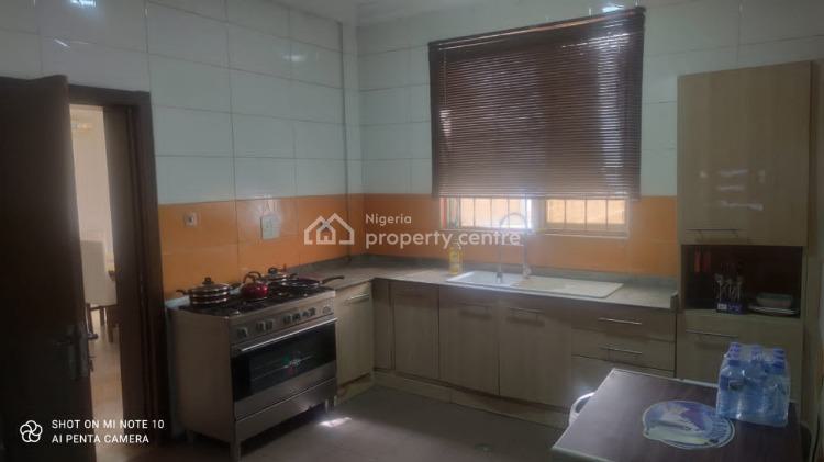 a Standard and Beautiful Three Bedrooms Apartment, Gaduwa, Abuja, Flat / Apartment Short Let