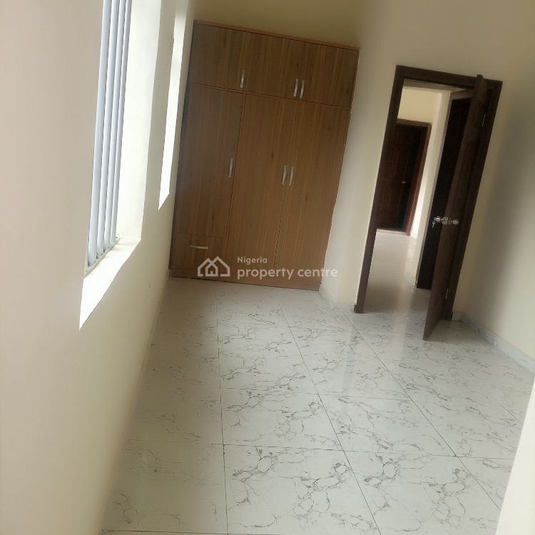 Massive 2 Bedroom Apartments, University View Estate, Sangotedo, Ajah, Lagos, Flat / Apartment for Rent