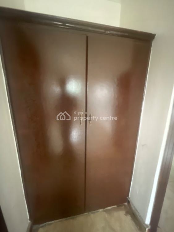 Massive 3 Bedroom Flat All Rooms En-suite Upstairs, Thomas Estate By Doren Hospital, Ajah, Lagos, Flat / Apartment for Rent