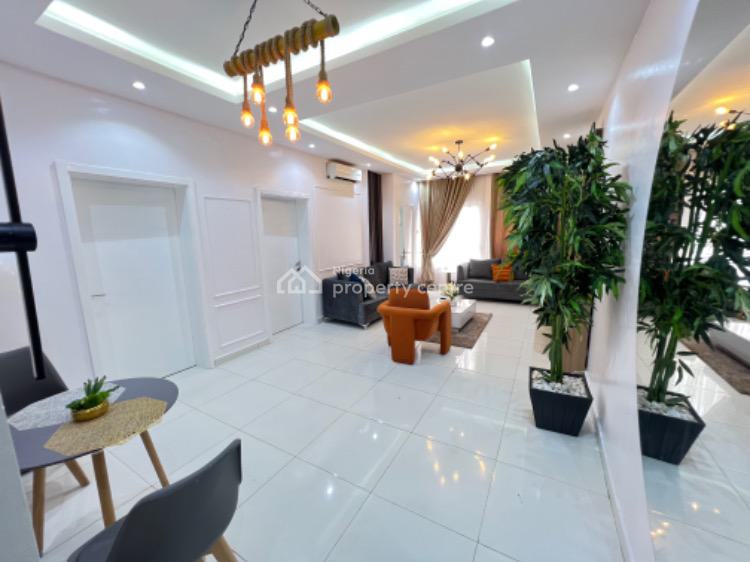 Lovely 2 Bedroom Apartment, Off Admiralty Way, Lekki Phase 1, Lekki, Lagos, Flat / Apartment Short Let