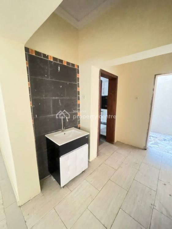 7 Bedrooms En-suite Duplex with 2 Rooms Bq, Lekki Phase 1, Lekki, Lagos, House for Rent
