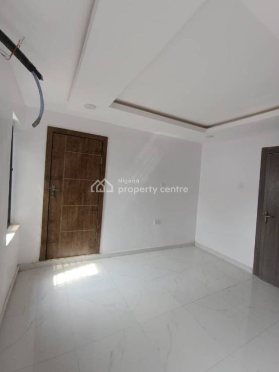 New 2 Bedrooms Flat, 18 Golden Pearl Estate, Lekki, Lagos, Flat / Apartment for Rent
