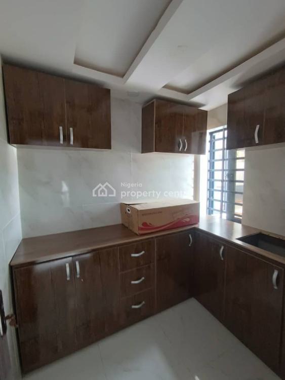 New 2 Bedrooms Flat, 18 Golden Pearl Estate, Lekki, Lagos, Flat / Apartment for Rent