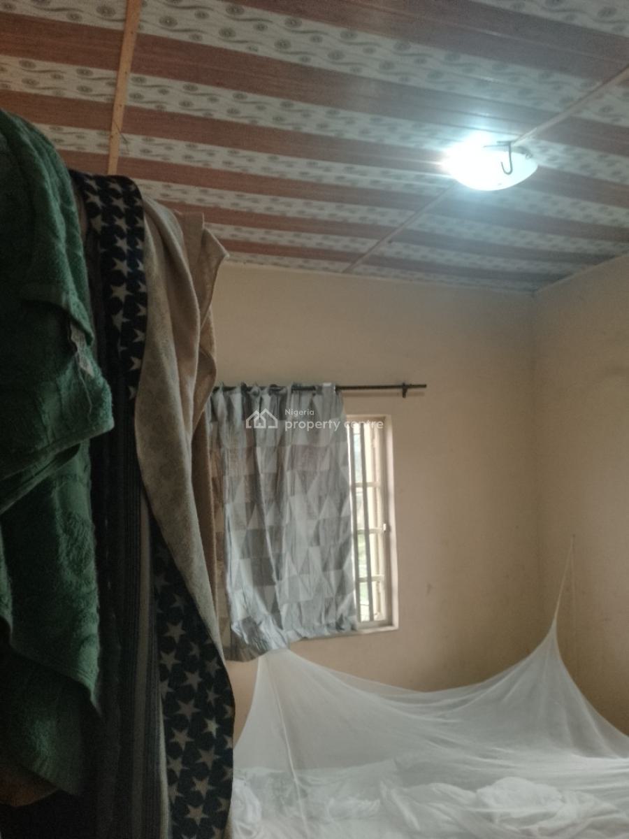 2 Bedrooms Bungalow with Bq, Wagbare Off Oreta Road, Igbogbo, Ikorodu, Lagos, Detached Bungalow for Sale