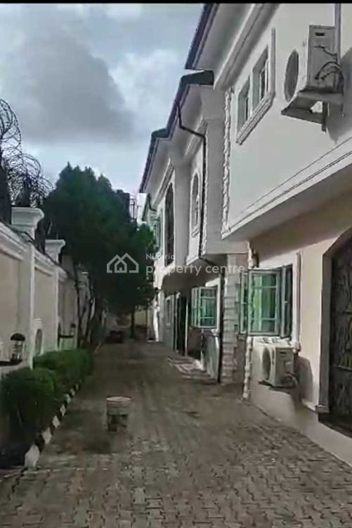 6 Bedrooms Duplex with Cctv, 24 Hours Light. Negotiable. Whatapp Me, Coker Estate, By Nigeria Airforce Base, Shasha, Alimosho, Lagos, Detached Duplex for Sale