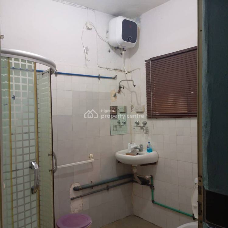 Very Decent 4 Bedroom Flat, Bode Thomas, Surulere, Lagos, Flat / Apartment for Rent