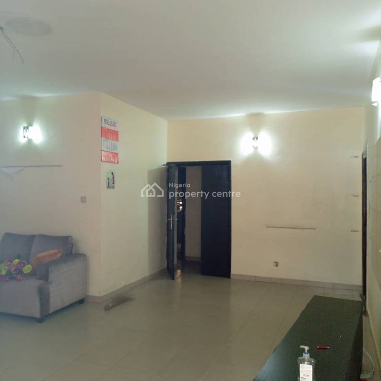 Very Decent 4 Bedroom Flat, Bode Thomas, Surulere, Lagos, Flat / Apartment for Rent