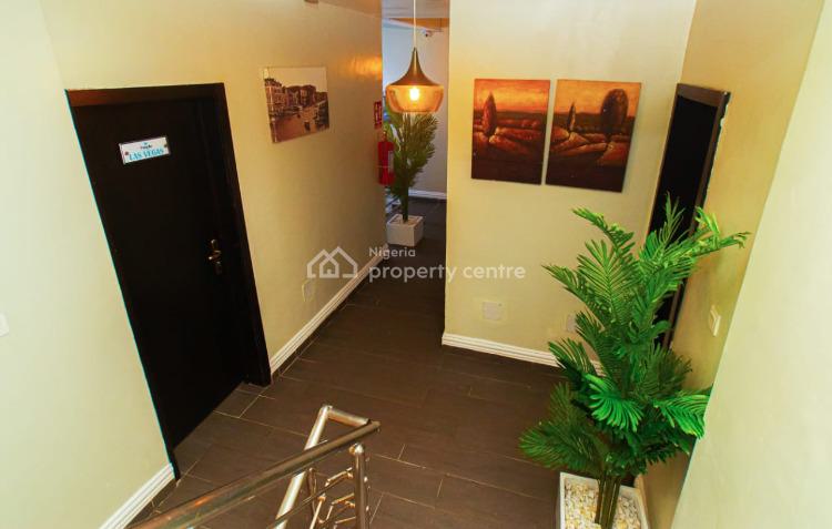 Classic Studio Apartment with Balcony, Oregun, Ikeja, Lagos, Self Contain (single Rooms) Short Let