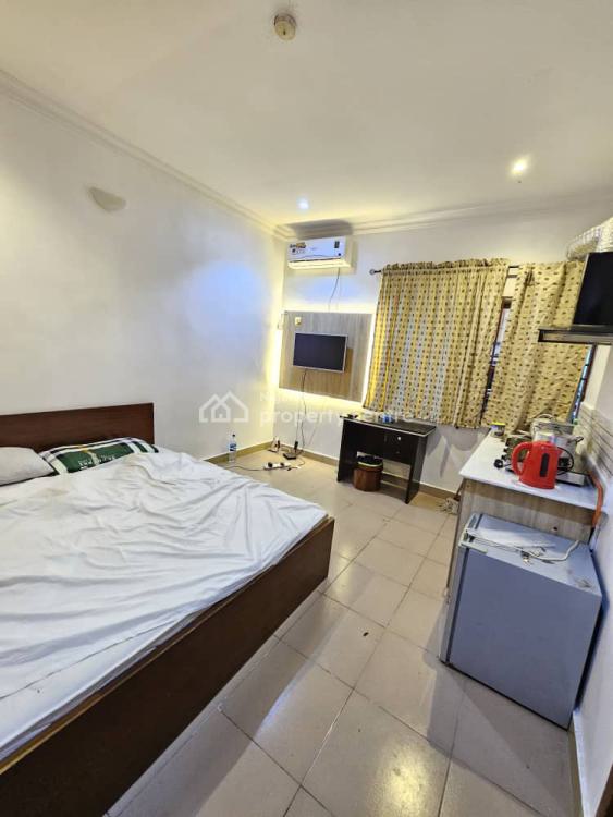 Self Contain, Lekki Phase 1, Lekki, Lagos, Self Contain (single Rooms) for Rent