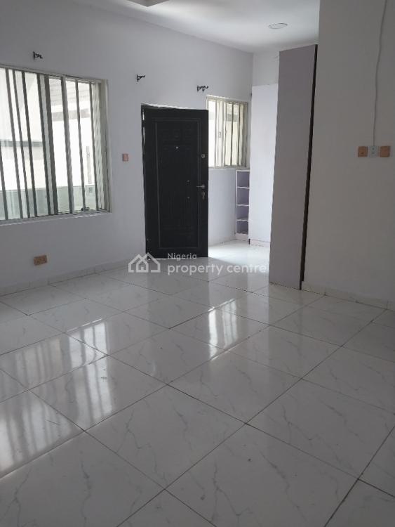 Master Bedroom in a Shared Apartment, Ologolo, Lekki, Lagos, Flat / Apartment for Rent