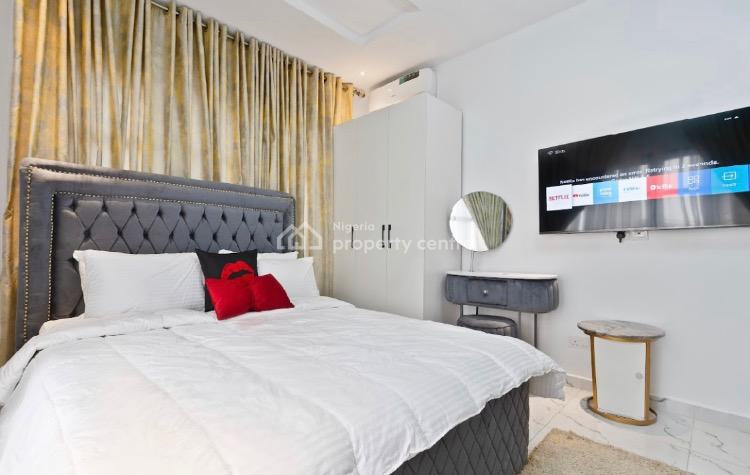 2 Bedrooms Apartment, Lekki Phase 1, Lekki, Lagos, Flat / Apartment Short Let