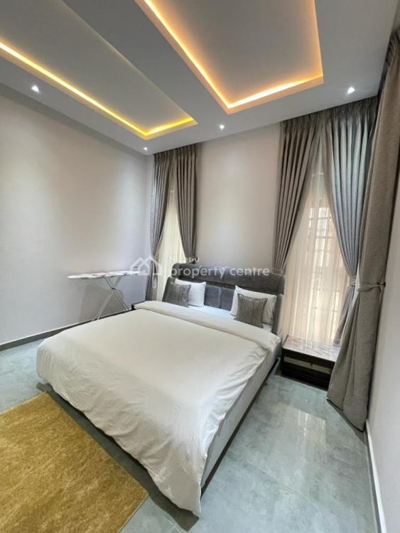 Lovely 3 Bedrooms, Behind Ikeja City Mall, Alausa, Ikeja, Lagos, Flat / Apartment Short Let