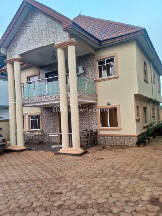 For Sale 6 Bedroom Duplex, Across Express, Asaba, Delta 6 Beds, 6 Baths (Ref 1905185)
