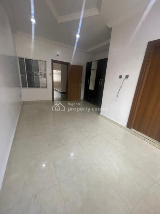 Large Semi Masters Room, Lekki Phase 1, Lekki, Lagos, Self Contain (single Rooms) for Rent