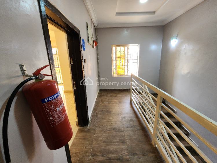 Luxuriously Furnished 2 Bedroom Apartment, Manor Estate, Gaduwa, Abuja, Flat / Apartment for Rent