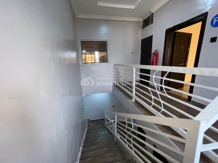Luxuriously Furnished 2 Bedroom Apartment, Manor Estate, Gaduwa, Abuja, Flat / Apartment for Rent