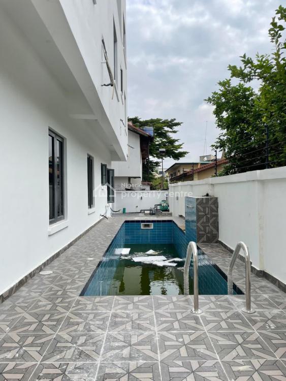 Spacious & Immaculately Presented Family Home in Peaceful Locale, Lekki Phase 1, Lekki, Lagos, Semi-detached Duplex for Sale