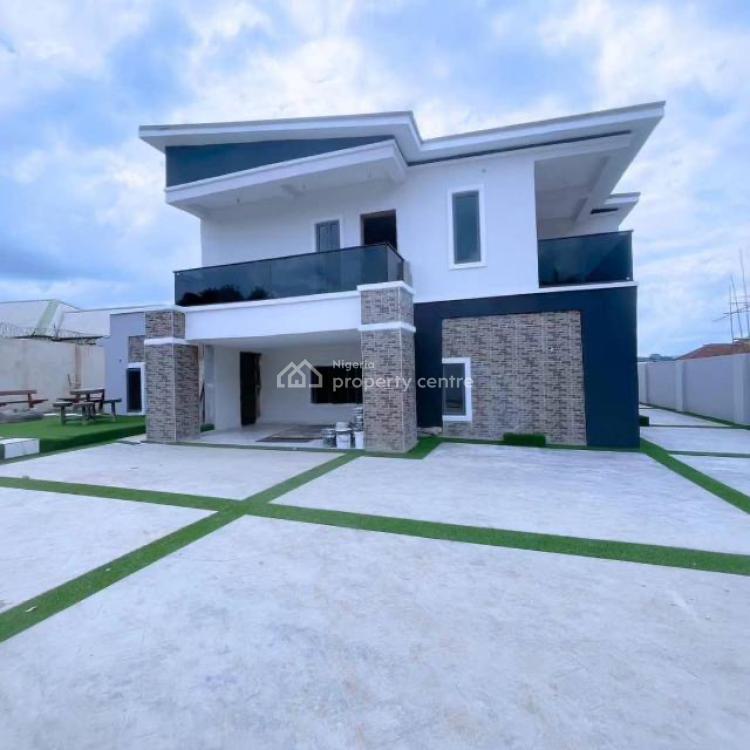 For Sale Luxury 6 Bedroom Duplex With Excellent Facilities, New Trans
