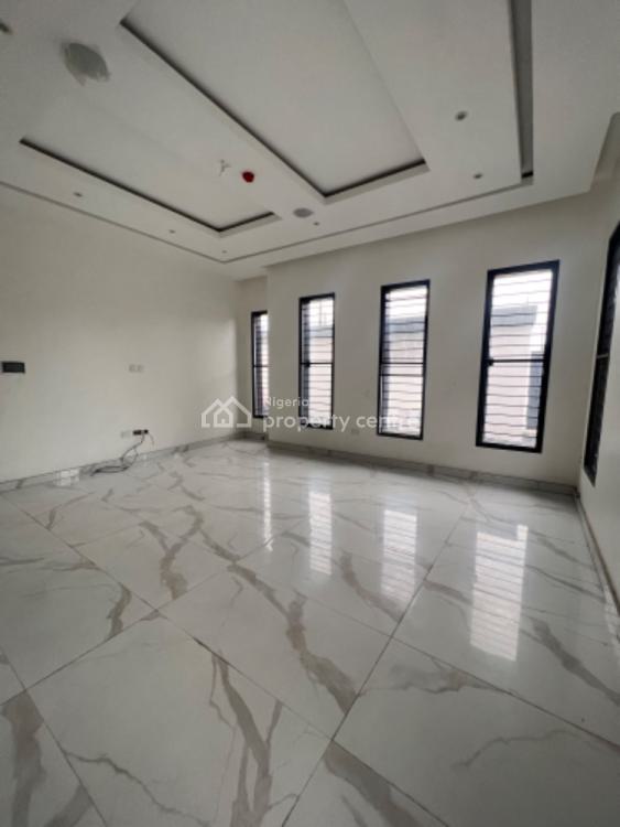 5 Bedroom Apartment Ensuites, Lekki Phase 1, Lekki, Lagos, Detached Duplex for Sale