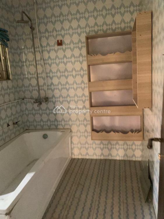 Beautiful and Massive 5 Bedroom Duplex, Ilasan, Lekki, Lagos, Flat / Apartment for Rent