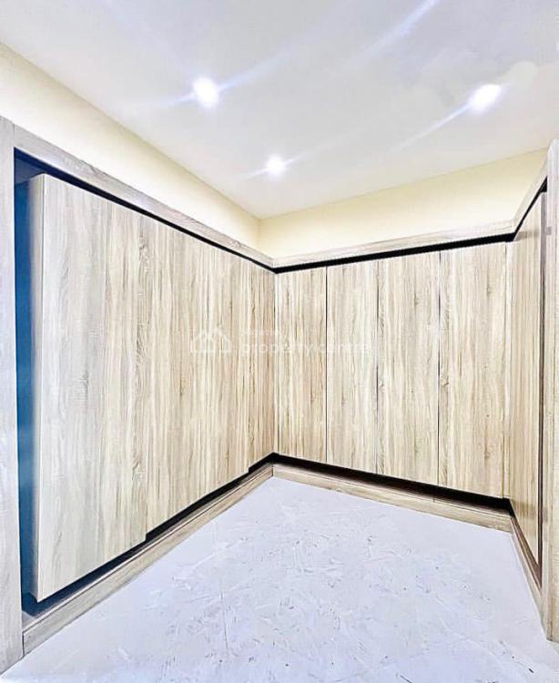 Spacious 5 Bedroom Terrace with Bq and Pool in a Mini Estate, Victoria Island (vi), Lagos, Terraced Duplex for Rent