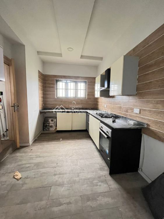 2 Bedroom Apartment, Oral Estate 2nd Toll Gate, Lekki, Lagos, Flat / Apartment for Rent