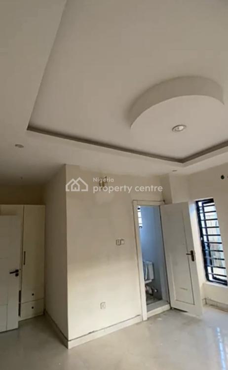 5 Bedrooms Detached Duplex, Dele Adedugbe Estate  Mamacass  New Oko Oba, New Oko-oba, Agege, Lagos, Detached Duplex for Sale