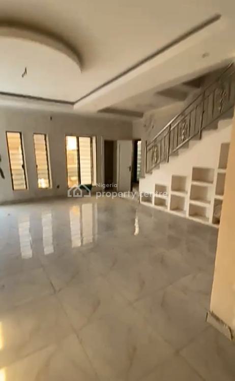 5 Bedrooms Detached Duplex, Dele Adedugbe Estate  Mamacass  New Oko Oba, New Oko-oba, Agege, Lagos, Detached Duplex for Sale