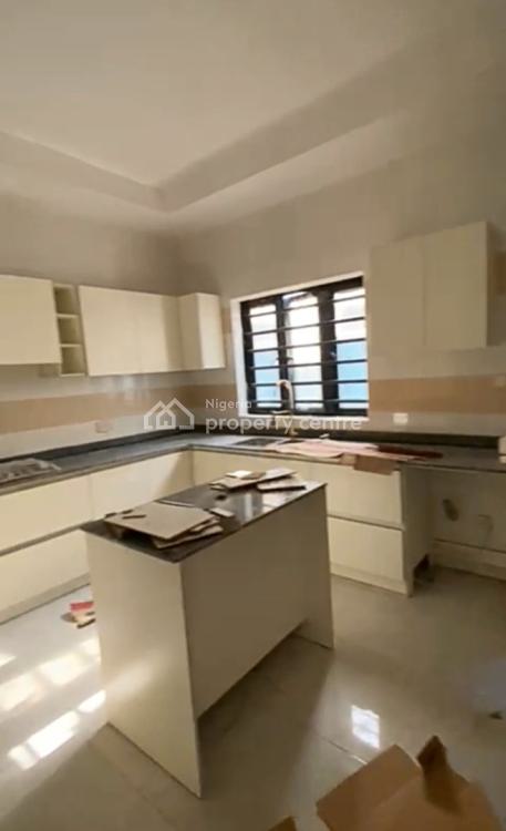 5 Bedrooms Detached Duplex, Dele Adedugbe Estate  Mamacass  New Oko Oba, New Oko-oba, Agege, Lagos, Detached Duplex for Sale