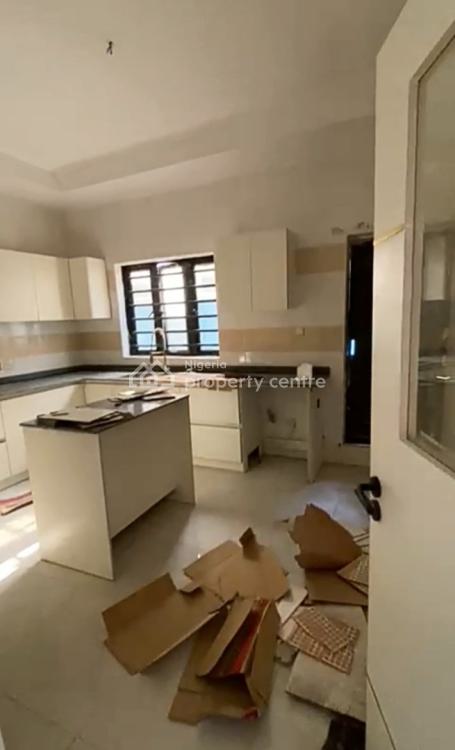 5 Bedrooms Detached Duplex, Dele Adedugbe Estate  Mamacass  New Oko Oba, New Oko-oba, Agege, Lagos, Detached Duplex for Sale