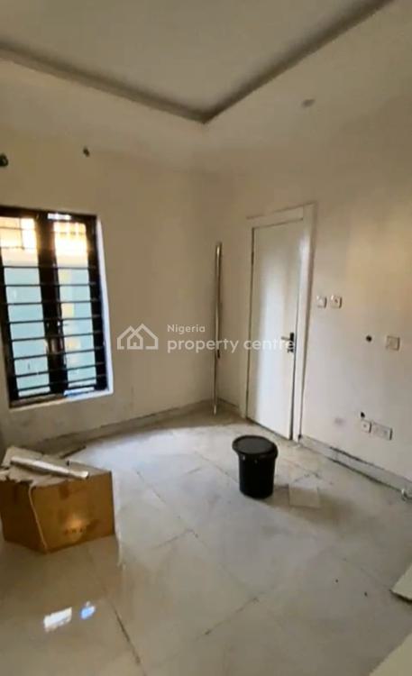 5 Bedrooms Detached Duplex, Dele Adedugbe Estate  Mamacass  New Oko Oba, New Oko-oba, Agege, Lagos, Detached Duplex for Sale