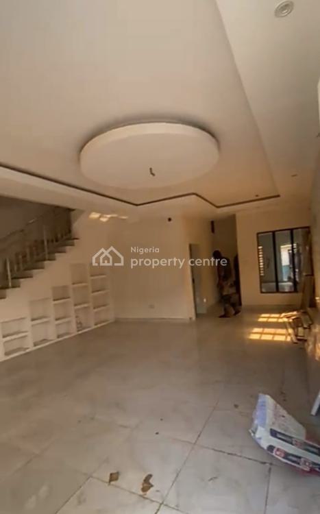 5 Bedrooms Detached Duplex, Dele Adedugbe Estate  Mamacass  New Oko Oba, New Oko-oba, Agege, Lagos, Detached Duplex for Sale