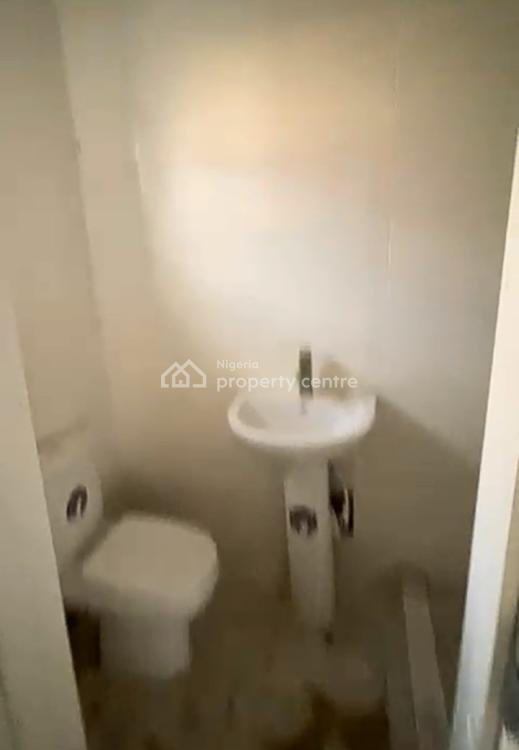 5 Bedrooms Detached Duplex, Dele Adedugbe Estate  Mamacass  New Oko Oba, New Oko-oba, Agege, Lagos, Detached Duplex for Sale