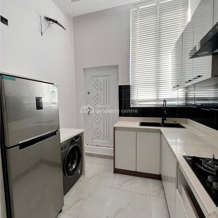 Luxury 2 Bedrooms Flat in a Serene Environment, Ikate Elegushi, Lekki, Lagos, Flat / Apartment Short Let