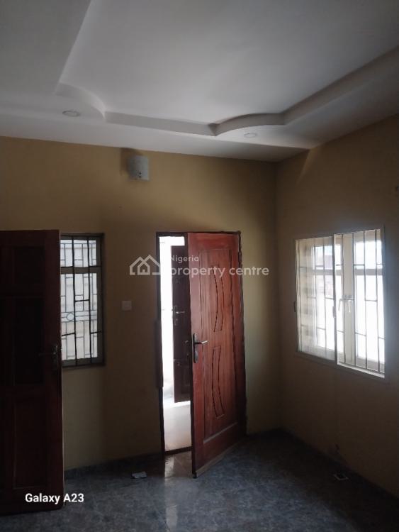 Very Decent Mini Flat, Off Ijesha Road, Baruwa Bus Stop, Ijesha, Surulere, Lagos, Mini Flat (room and Parlour) for Rent
