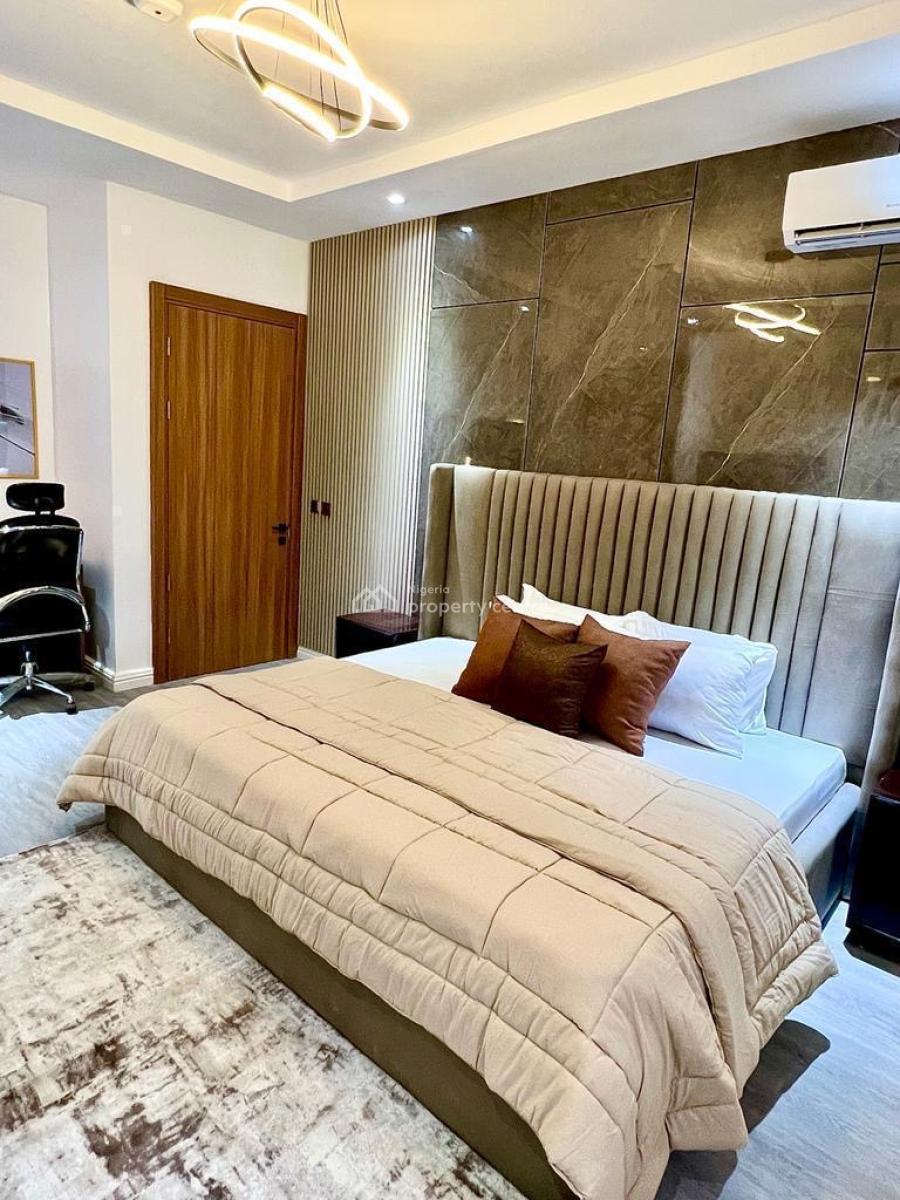 Newly Furnished 2 Bedrooms with Rooftop Lounge, Pool and Gym, Ibiyinka Salvador Street, Lekki Phase 1, Lekki, Lagos, Flat / Apartment Short Let