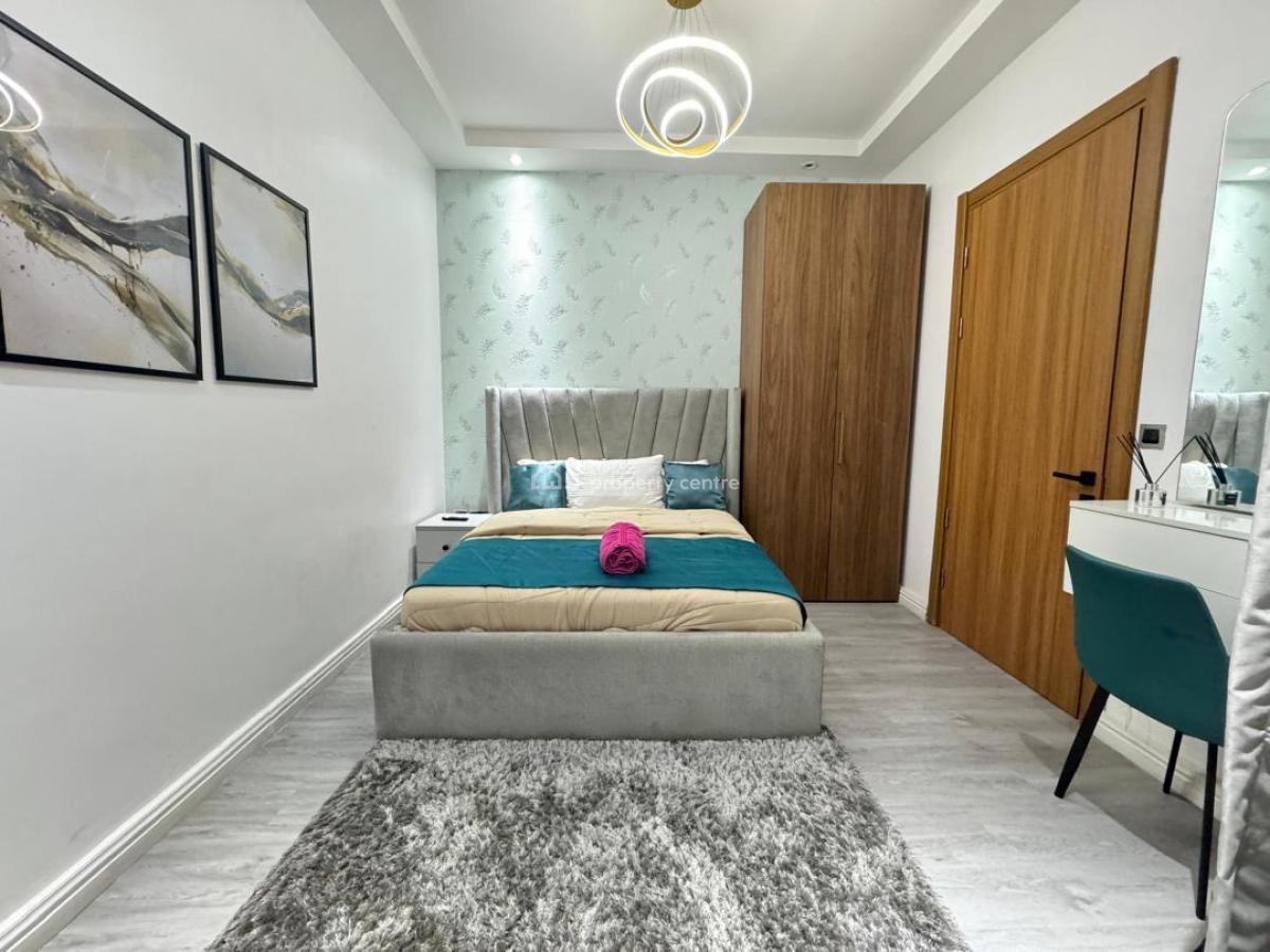 Newly Furnished 2 Bedrooms with Rooftop Lounge, Pool and Gym, Ibiyinka Salvador Street, Lekki Phase 1, Lekki, Lagos, Flat / Apartment Short Let