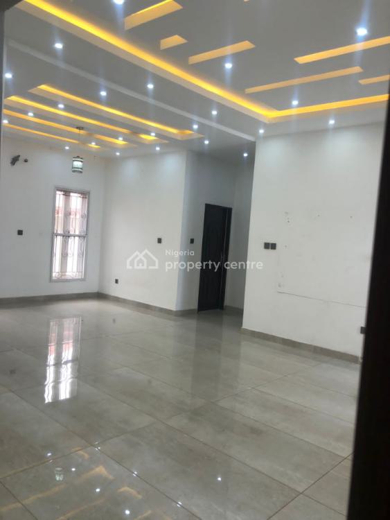 For Rent: Lovely 2 Bedroom Flat, Lekki Scheme 2, Ajiwe, Ajah, Lagos | 2
